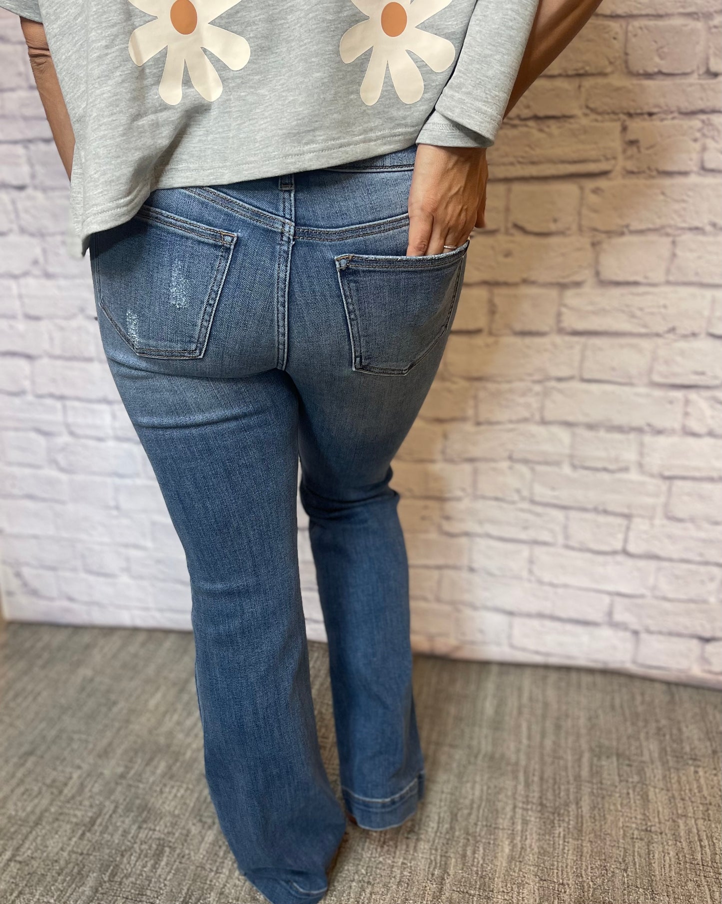 Sneak Peek Jeans